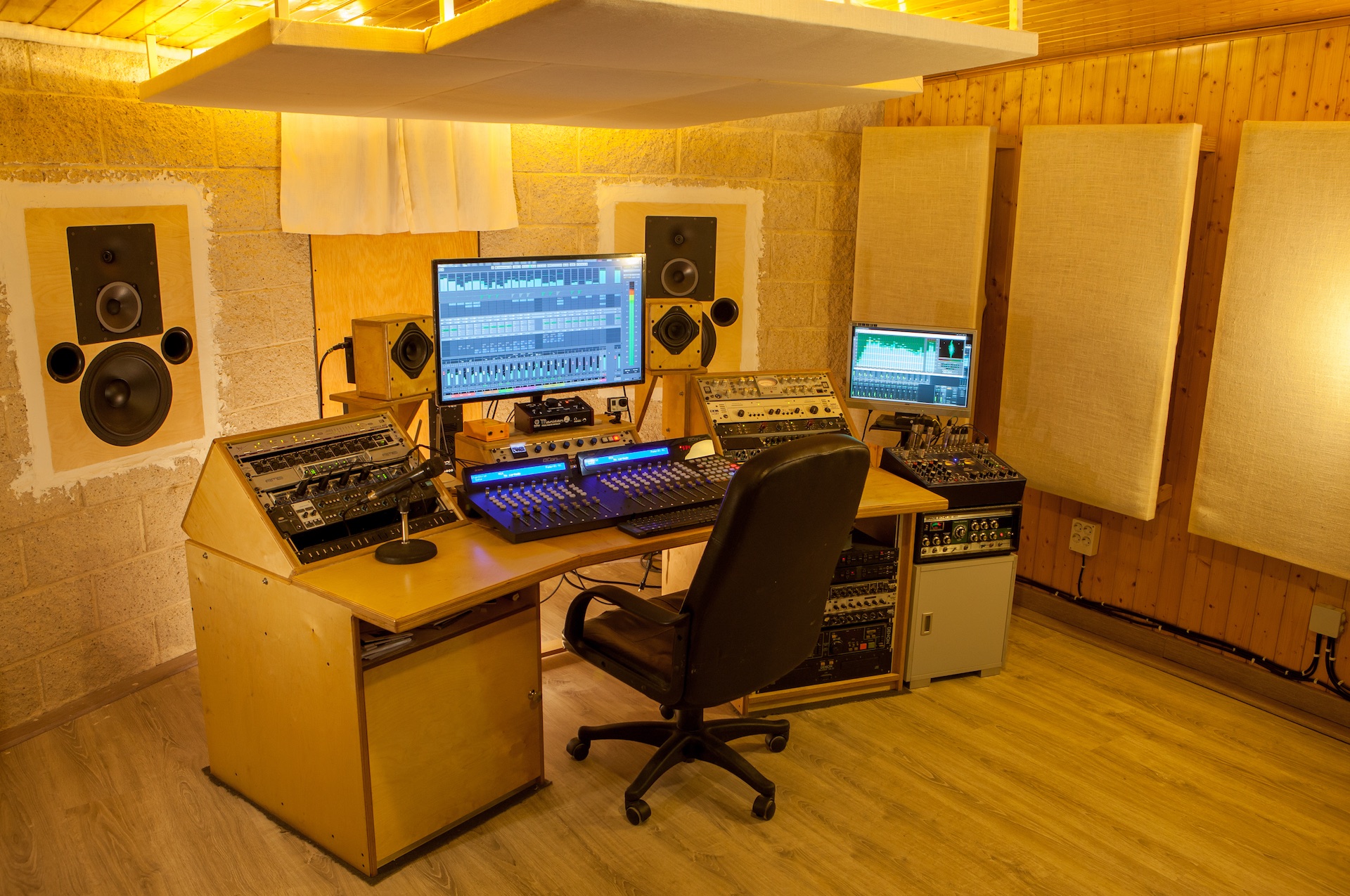 Bungalow recording studio